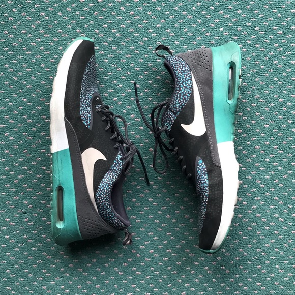 nike air max thea sizing